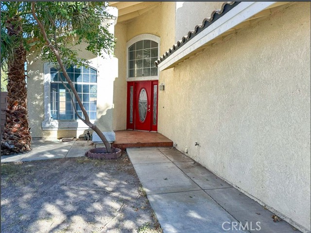 MLS #OC25186633 image #1
