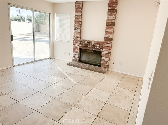 MLS #OC25186633 image #12