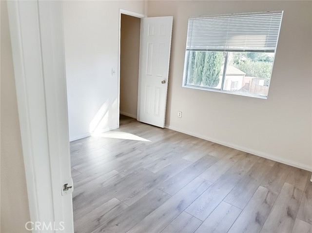 MLS #OC25186633 image #22