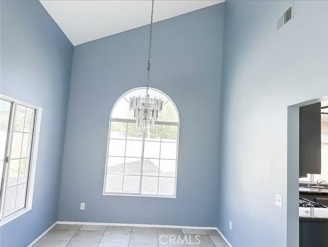 MLS #OC25186633 image #6