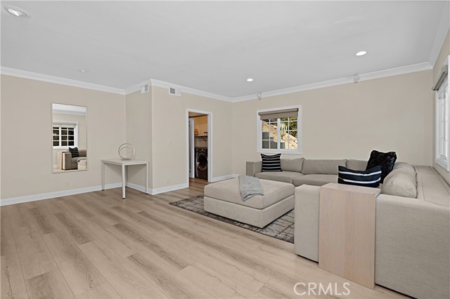 MLS #OC25186928 image #14