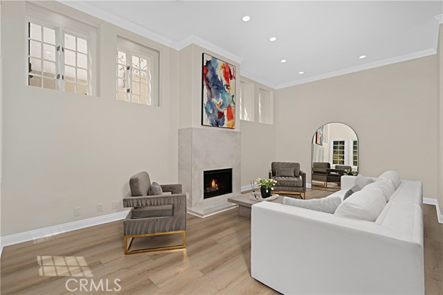 MLS #OC25186928 image #4