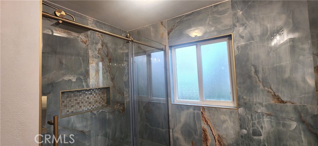 MLS #OC25187166 image #10