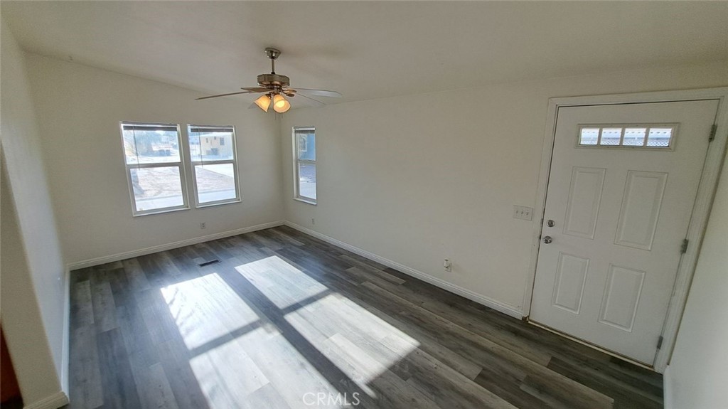 MLS #OC25187225 image #8