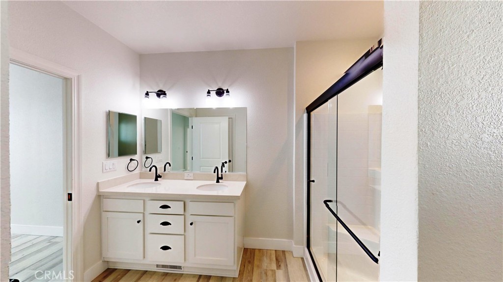 MLS #OC25187268 image #16