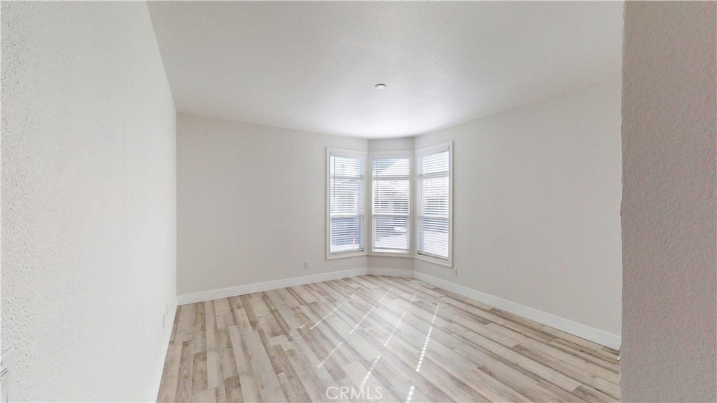 MLS #OC25187268 image #18