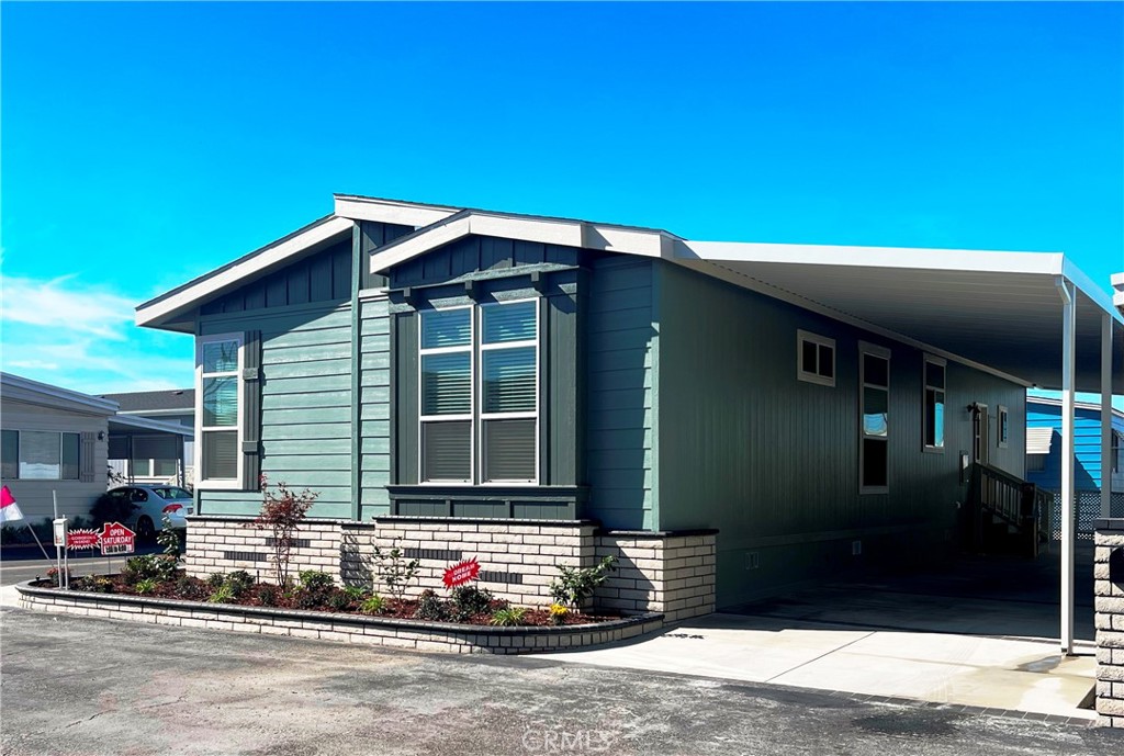 MLS #OC25187268 image #2