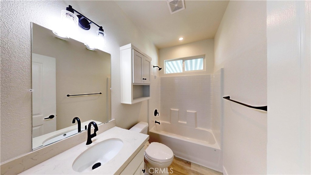 MLS #OC25187268 image #22