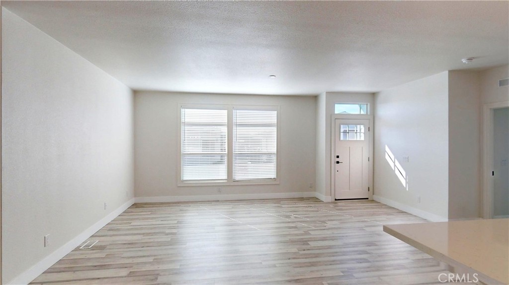 MLS #OC25187268 image #7