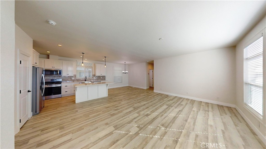 MLS #OC25187268 image #9