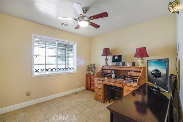 MLS #OC25187697 image #28