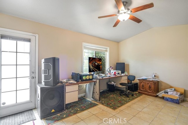 MLS #OC25187697 image #34