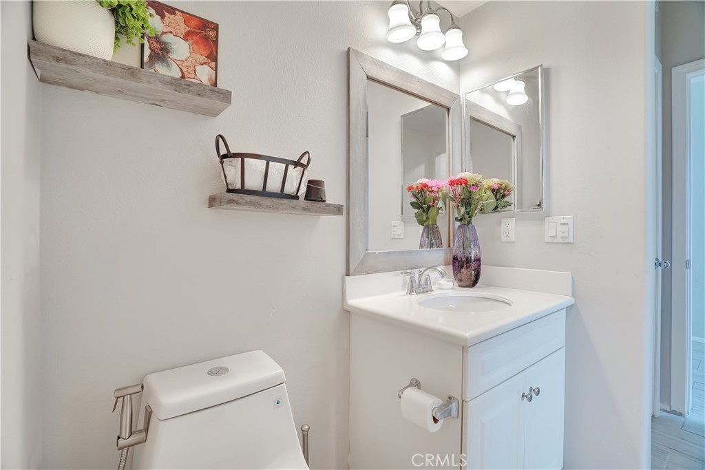 MLS #OC25187760 image #30