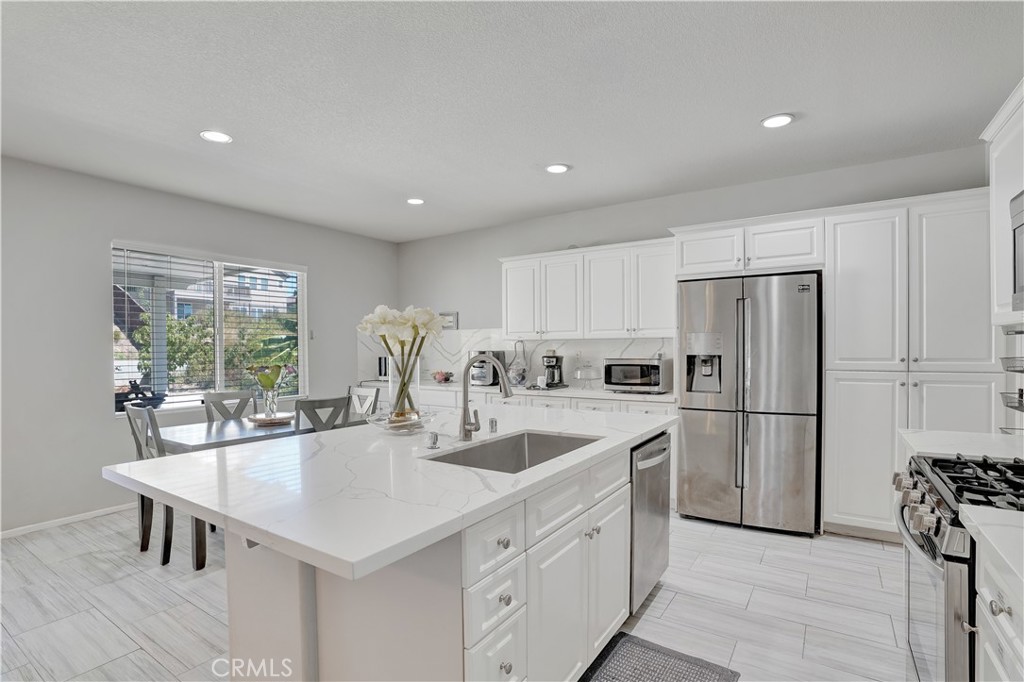 MLS #OC25187760 image #4