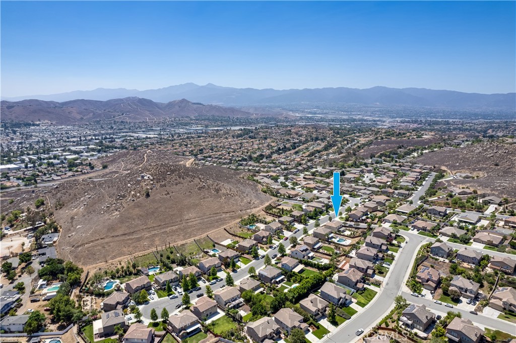 MLS #OC25187760 image #48