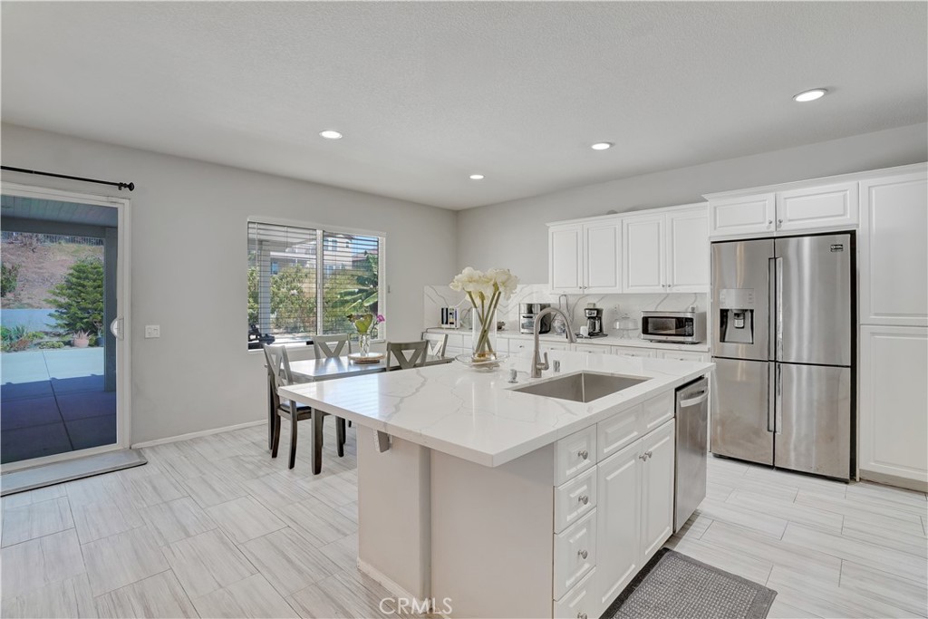 MLS #OC25187760 image #5