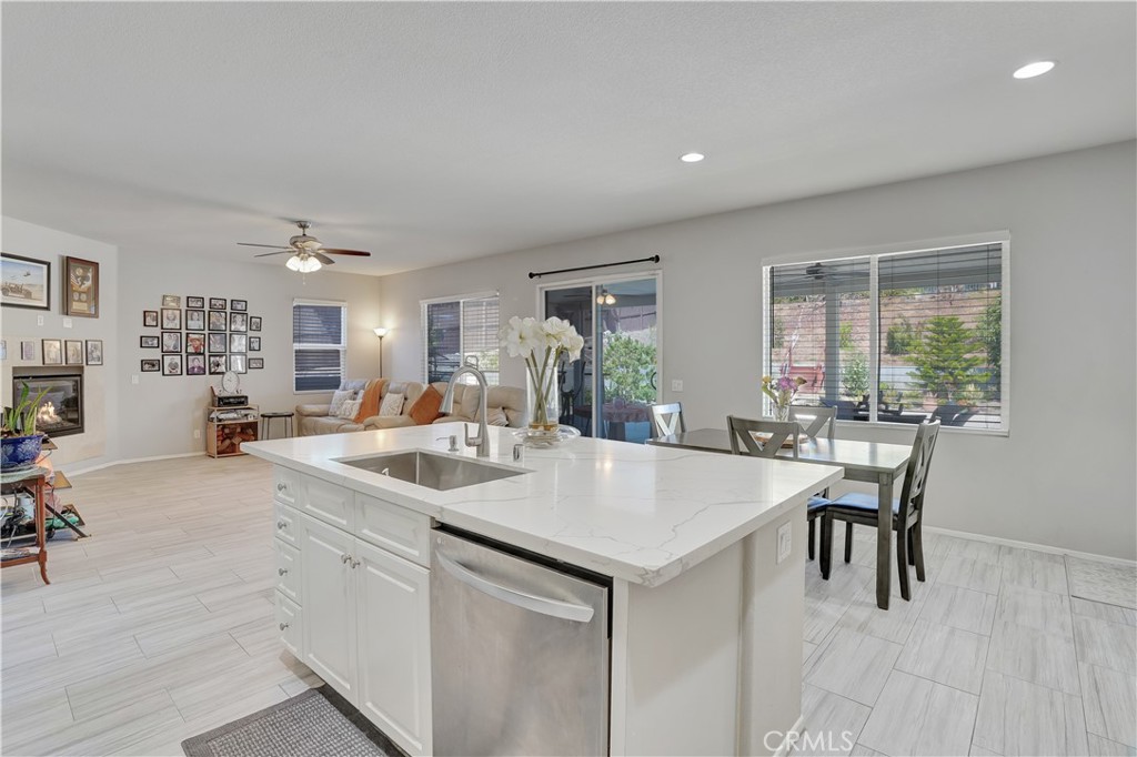 MLS #OC25187760 image #8