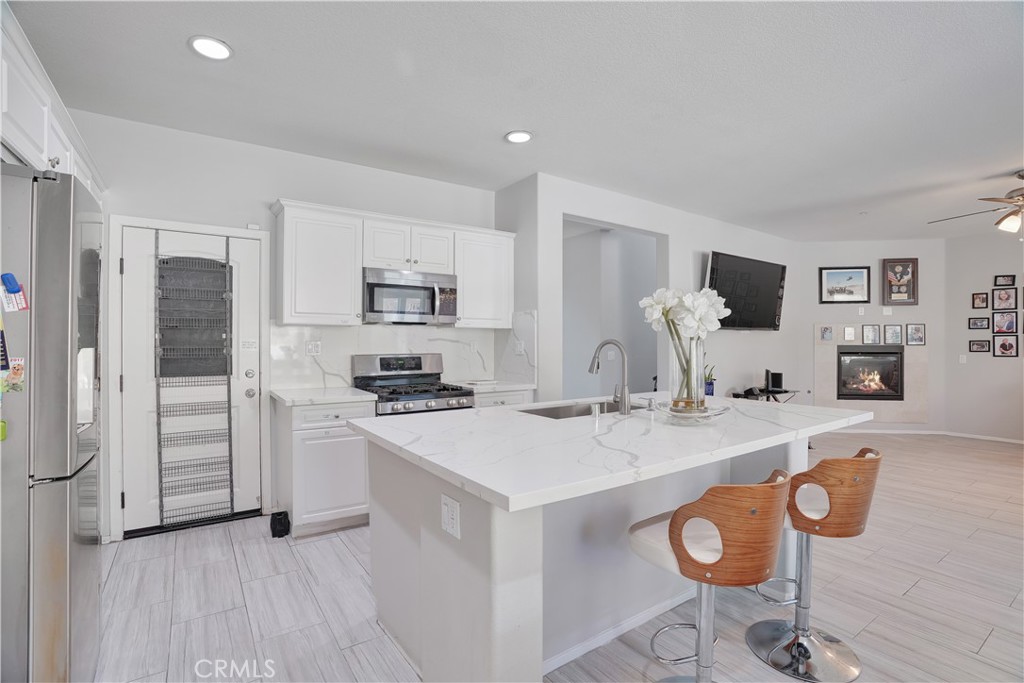 MLS #OC25187760 image #9