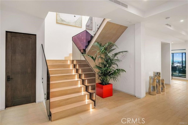 MLS #OC25187936 image #18