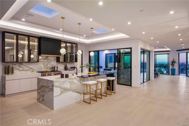 MLS #OC25187936 image #9