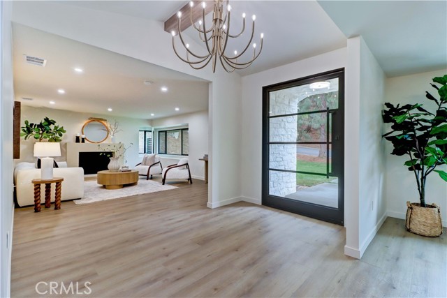 MLS #OC25188013 image #19