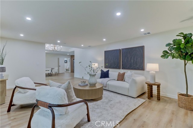 MLS #OC25188013 image #22