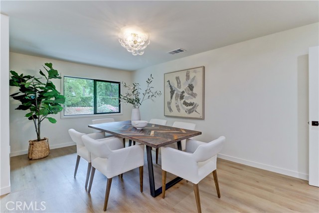 MLS #OC25188013 image #24