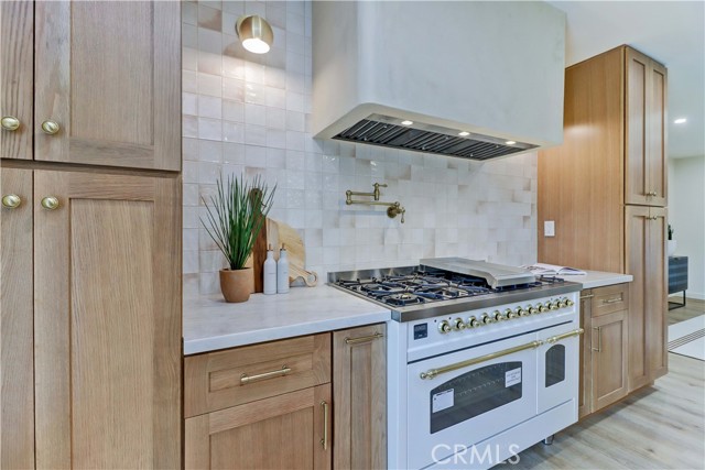 MLS #OC25188013 image #33