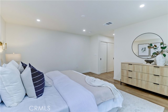 MLS #OC25188013 image #43