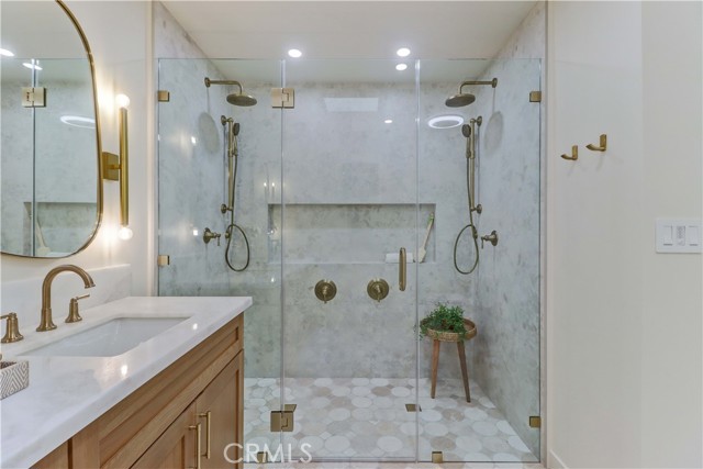 MLS #OC25188013 image #46