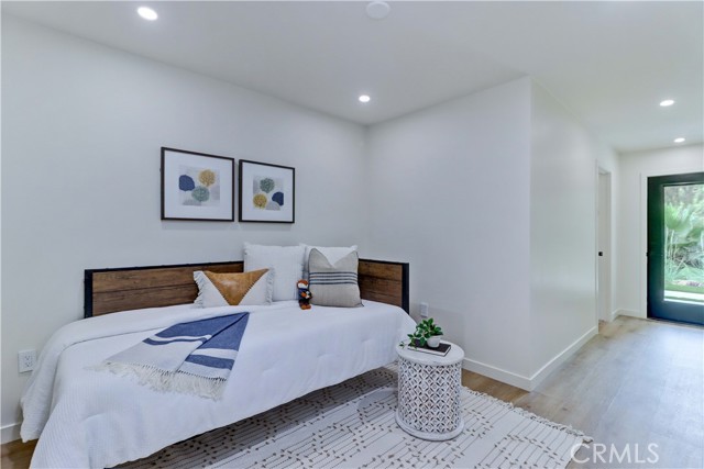 MLS #OC25188013 image #47