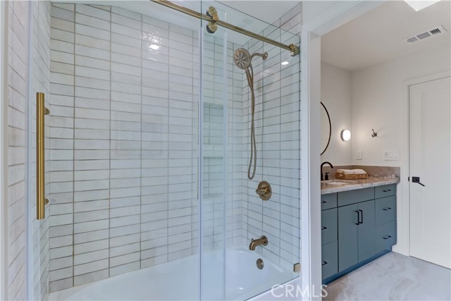 MLS #OC25188013 image #53