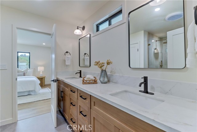 MLS #OC25188013 image #64