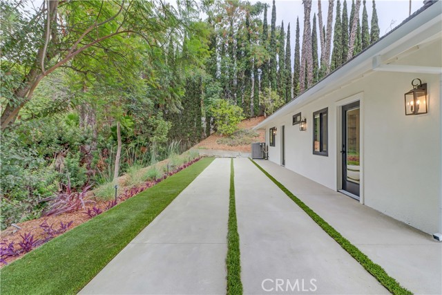 MLS #OC25188013 image #7