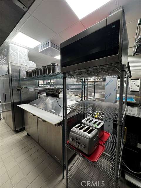 MLS #OC25188140 image #4
