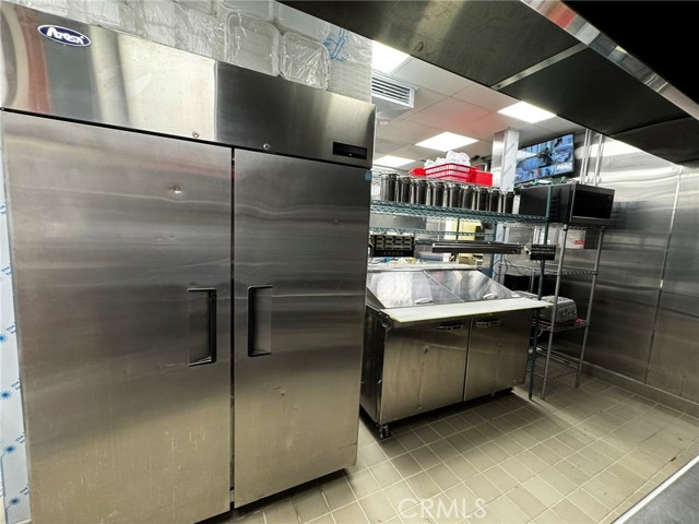 MLS #OC25188140 image #6