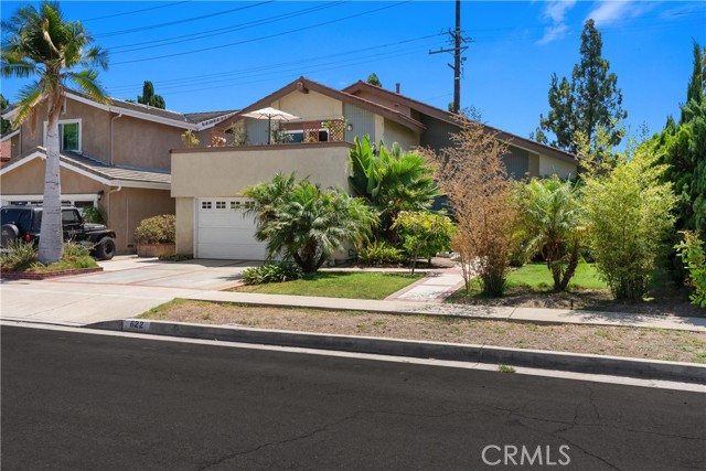 MLS #OC25188151 image #1