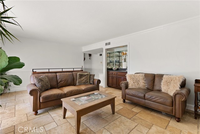 MLS #OC25188151 image #14