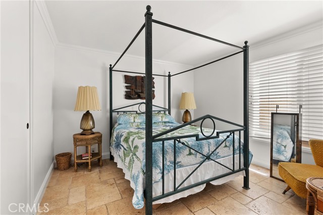 MLS #OC25188151 image #16