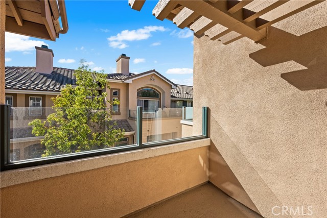 MLS #OC25188177 image #8