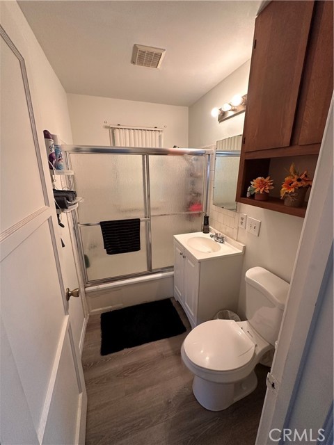 MLS #OC25188336 image #11