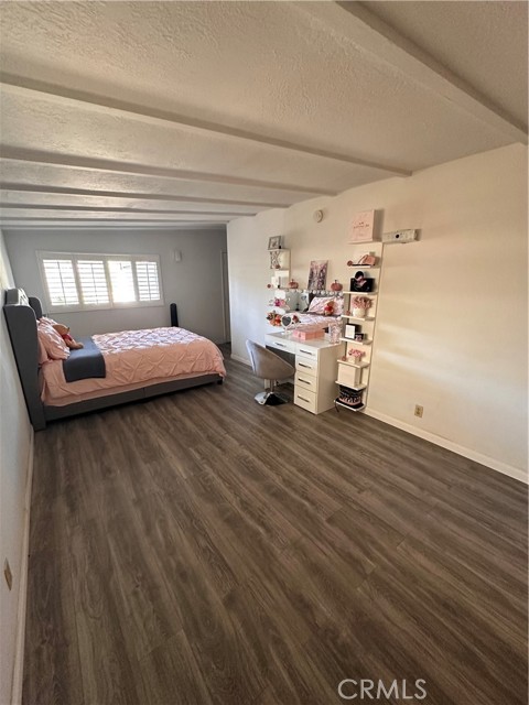 MLS #OC25188336 image #9