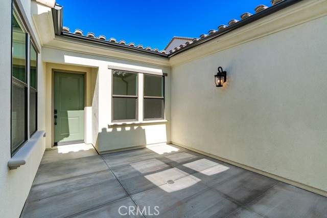 MLS #OC25188362 image #1