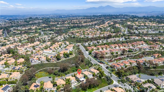 MLS #OC25188375 img 48