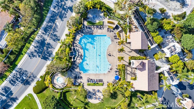 MLS #OC25188375 img 53