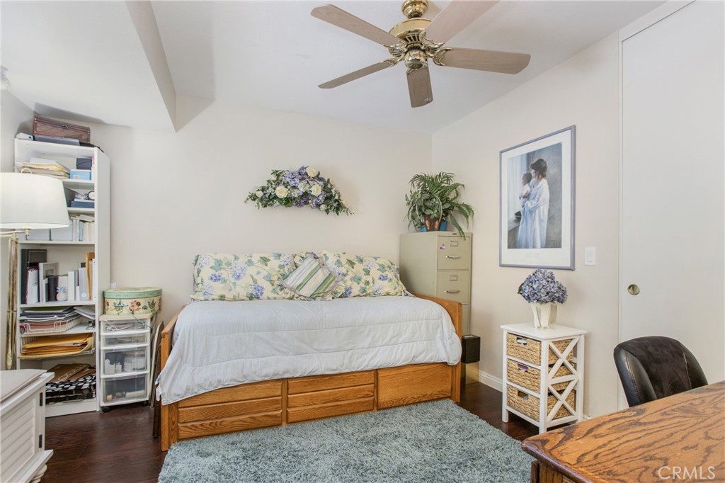 MLS #OC25188464 image #25