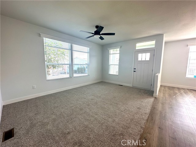 MLS #OC25188926 image #11