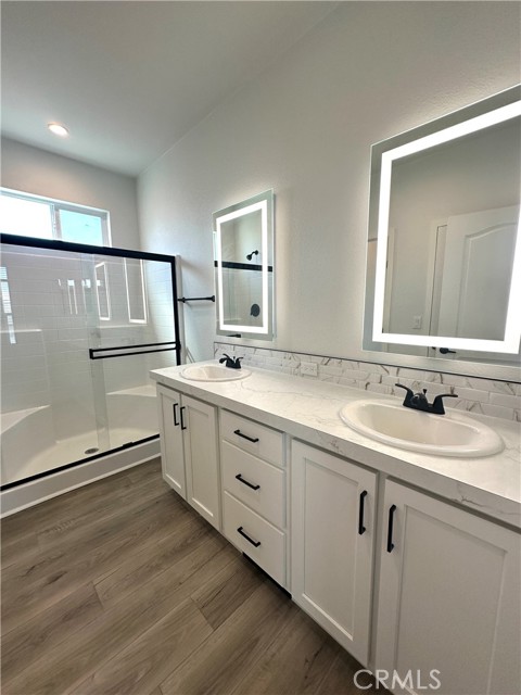 MLS #OC25188926 image #27