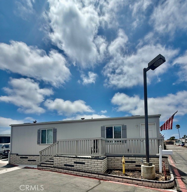 MLS #OC25189030 image #2