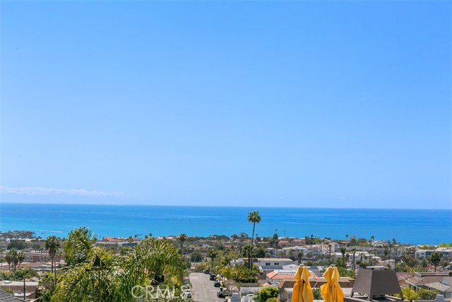 MLS #OC25189073 img 2